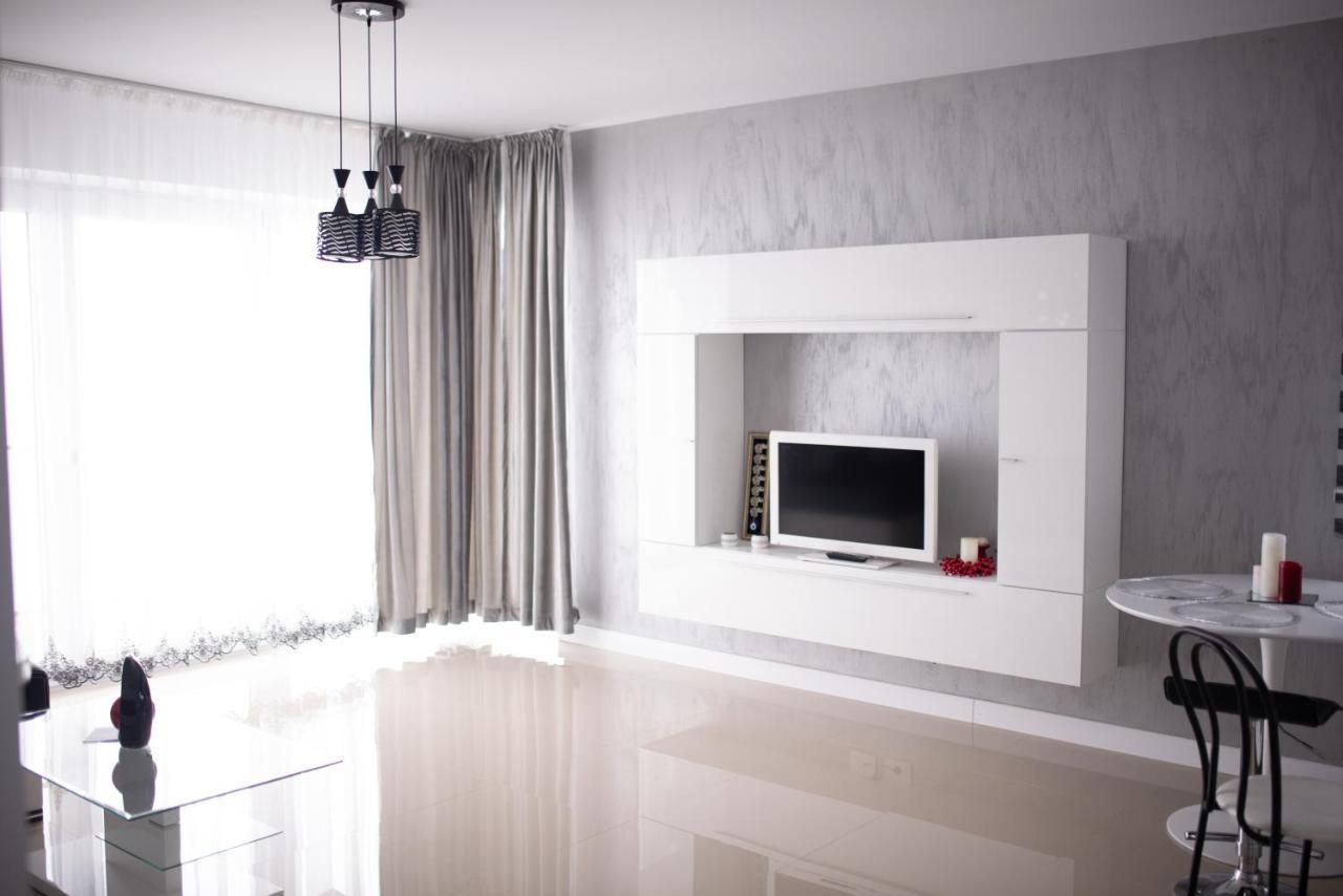 Apartament Denissia Oradea Εξωτερικό φωτογραφία