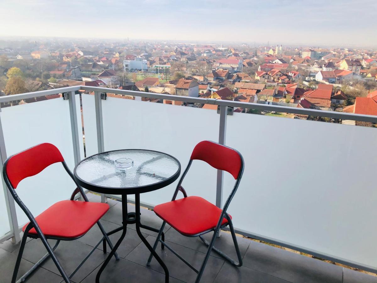 Apartament Denissia Oradea Εξωτερικό φωτογραφία